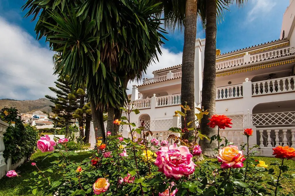 Apartamentos Las Rosas De Capistrano Nerja Spain